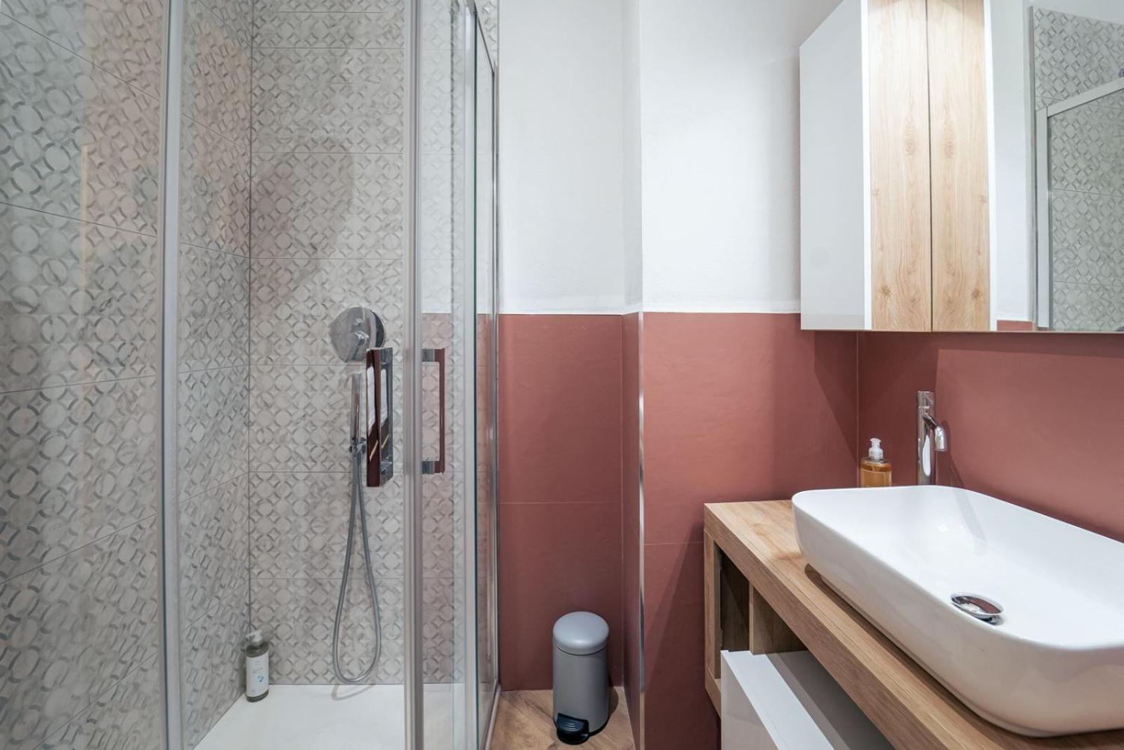Elegant Design Apartment In Historical City Center Катания Екстериор снимка